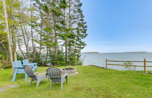 Waterfront Roque Bluffs Hideaway with Private Beach - Photo 21