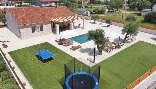 Villa Orkula - Foto 5, Garden, sunbed