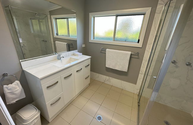 Charming 3 bedroom Cottage - Photo 17