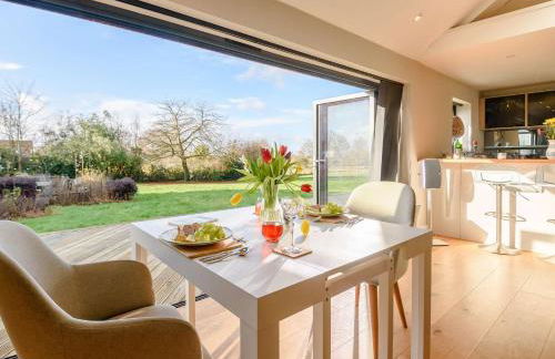 1 Bed in Upham 90771 - Photo 8