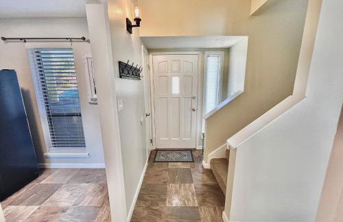 Big, Tidy, Cushy, & Activities - Foto 41