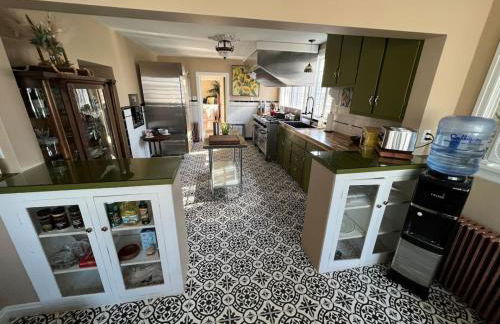 The Mediterranean House - Beautiful Downtown House - Foto 17