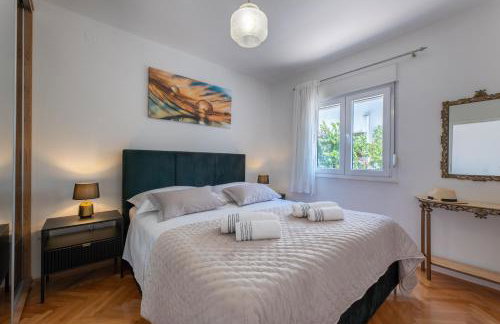 Treno, Luxurious Apartment with Jacuzzi and Sea-View - Foto 8