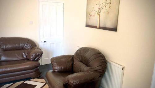 The Manchester Pad - 3BR Entire house with parking - Foto 4