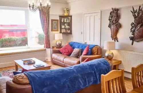 Large character home, hot tub, beach 5 min walk - Foto 5