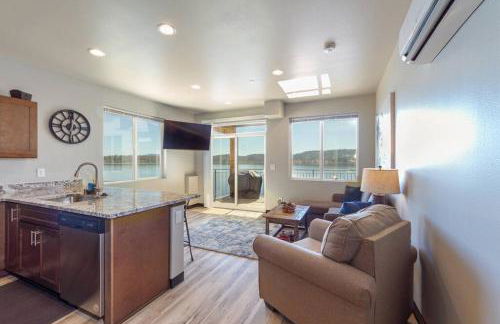 Beautiful Triplex Unit With Spectacular Lake View! - Foto 14