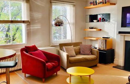 Sunny 2 bedroom, 2 bathroom Apartment with Rooftop in Central London - Photo 9