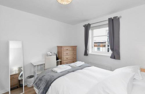 GuestReady - Stylish Apt w/ Parking near Edinburgh - Photo 30