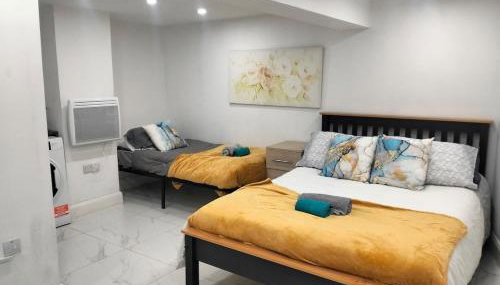 Modern 3-bed Serviced Appartement - Milnsbridge - Foto 2