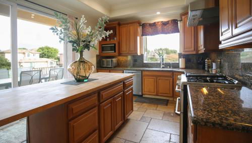 5 BR/5 BA Getaway with a View - Foto 3