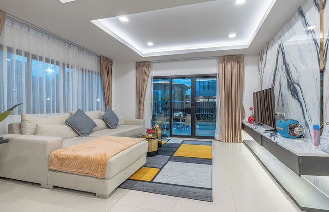 Southern Peak Pool Villa HuayYai Pattaya - Photo 56