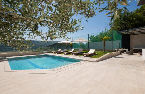 Luxury Lake-View Villa Karmen with Heated Pool, Private Spa & Sunset Terrace - Foto 6