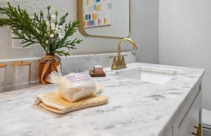 Mid-Century Modern Retreat by Coffee, Food + Shops - Foto 38