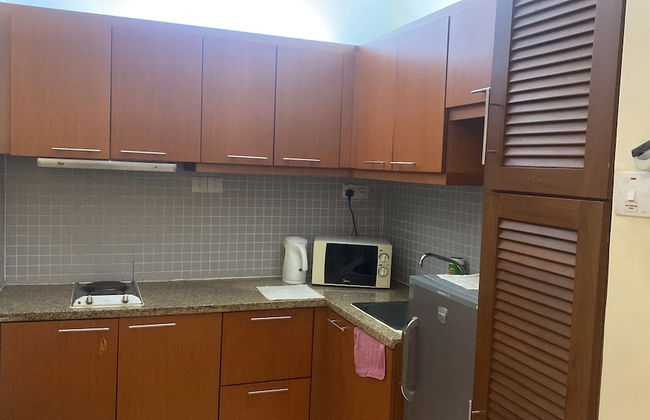 Peninsula Residents All Suite - Photo 17