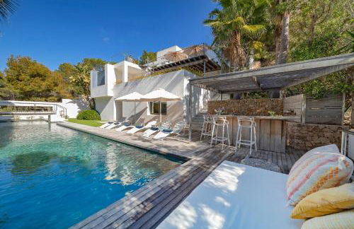 Modern Villa with Seaviews Sleeps 14 - Foto 8