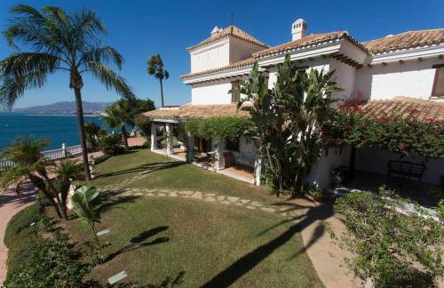 Andalusian villa on the sea and the bay of Malaga - Photo 46