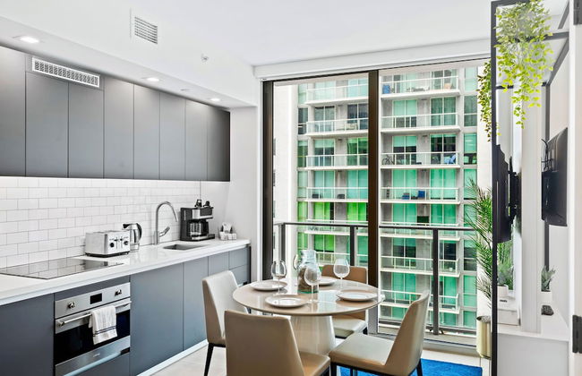 Modern High-Rise Condo with Pool/Gym, in Central DT MIAMI! - Photo 46