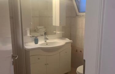 Awesome Home 3' from Metro (M3) Station Agia Paraskevi - Foto 64