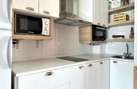 Studio with pool and sunrise view at 10 min beach walk - Foto 18