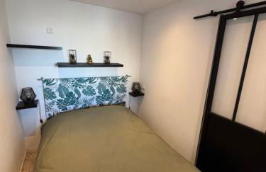 Cosy T2 climatisé sur le port à 5min de la mer parking privé linge de bain et de lit fournis - Foto 23