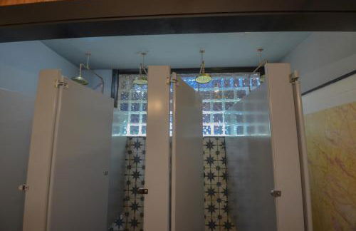 Michie Hostel - Photo 52