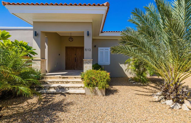 Amazing 4BR 3BA Villa Palm Beach w NEW Pool - Foto 33