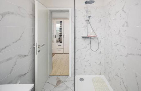 Nice Home In Buzet With Sauna - Photo 45