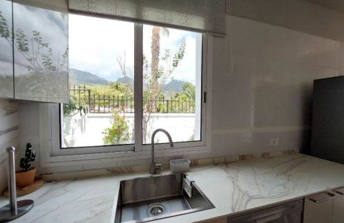 House with a tropical garden - Foto 65