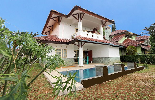Villa ChavaMinerva Aries Ciater with Private Pool - Foto 18