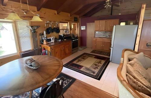 TnT Cabin on Plummer Lake - Photo 5