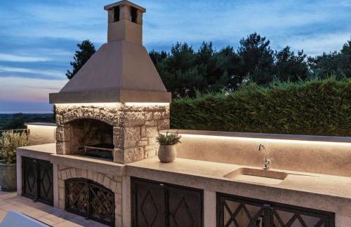 Holiday Home Romantische Villa mit Meerblick- Pool und Jacuzz by Interhome - Foto 41