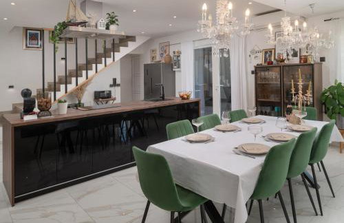 Luxury Villa Andrea Vrzika in forest near the sea with heated pool - Foto 18
