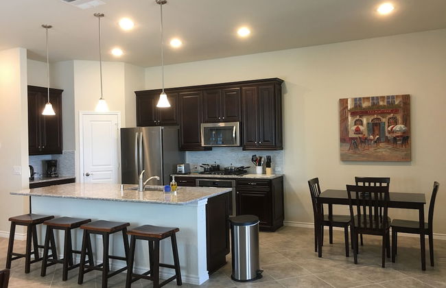 Lake Front House 4BR2B In West Houston - Foto 2