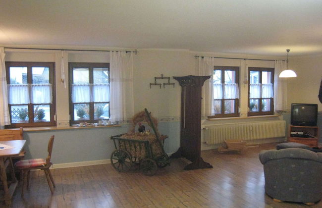 Cozy Morbach Getaway - Photo 1