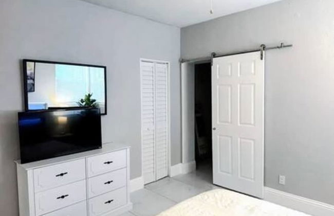 Hollywood Hideaway Luxe 3BR Escape - Foto 10