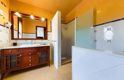 Holidays2Malaga Candado House pool & garden - Photo 67