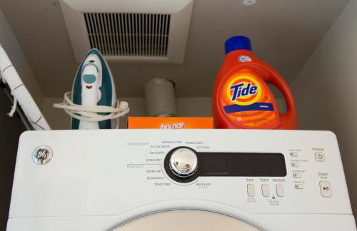 Amazing Capitol Hill Apartment with Free Parking! - Foto 9