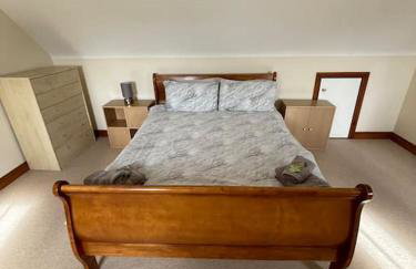 Spacious Home, 6 large bedrooms, full sky package, sleeps 14 - Foto 79