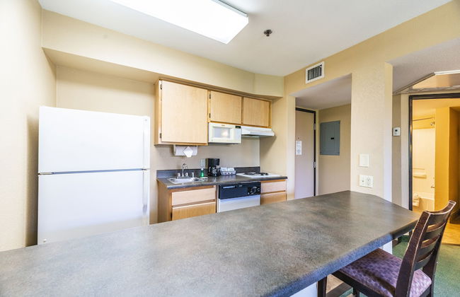Metro Chandler Extended Stay - Photo 10