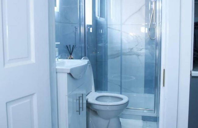 Apartment - Sleeps 2 & Free Parking - Foto 9