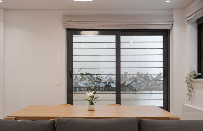 Athenian Riviera Secluded Apartment - Photo 23