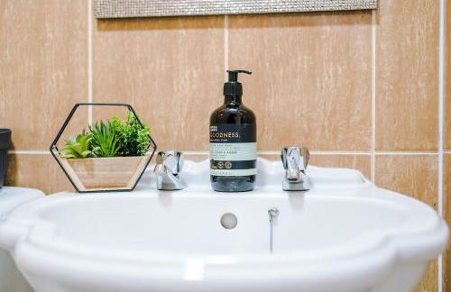 Jephsons Lodge Studio 8 - Free Parking, Netflix, Prime & Disney - Foto 26