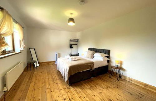 Spectacular 7BR House Hot Tub and Gardens in Gretna - Pass the Keys - Foto 32