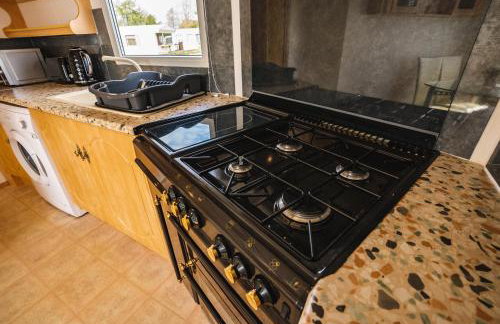 Lochlands 2BR Family Caravan - Pets - Play Park - Foto 23