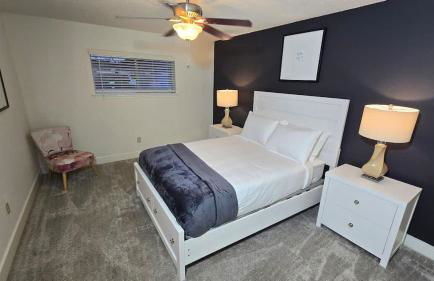 Special 2BR Galleria Condo Pool View Private Entrance - Foto 12