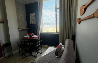 920 Vista Mar - Studio enfrente a Praia - WIFI - Restaurantes, Padaria e Mercadinho ao lado, Quiosques Bar com música ao vivo - Photo 8