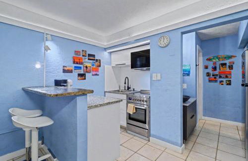 Pass-A-Grille Beach Retreat Unit 8 - Photo 3