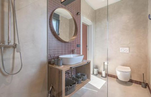 Awesome Home In Bukori - Foto 41