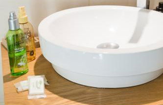 Au coeur de Beynac, superbe maison du XIVe siècle avec jardin panoramique - Foto 10