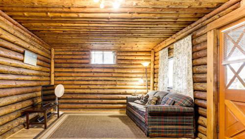 Watefront Getaway with Mtn Views and Dock in Clearlake - Foto 4